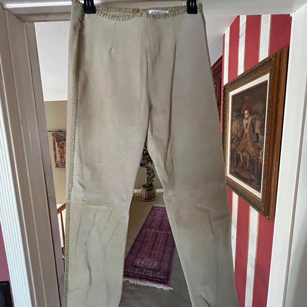 Hugo Buscati Suede Leather Vintage Pants, Size 8, Taupe/Tan Color